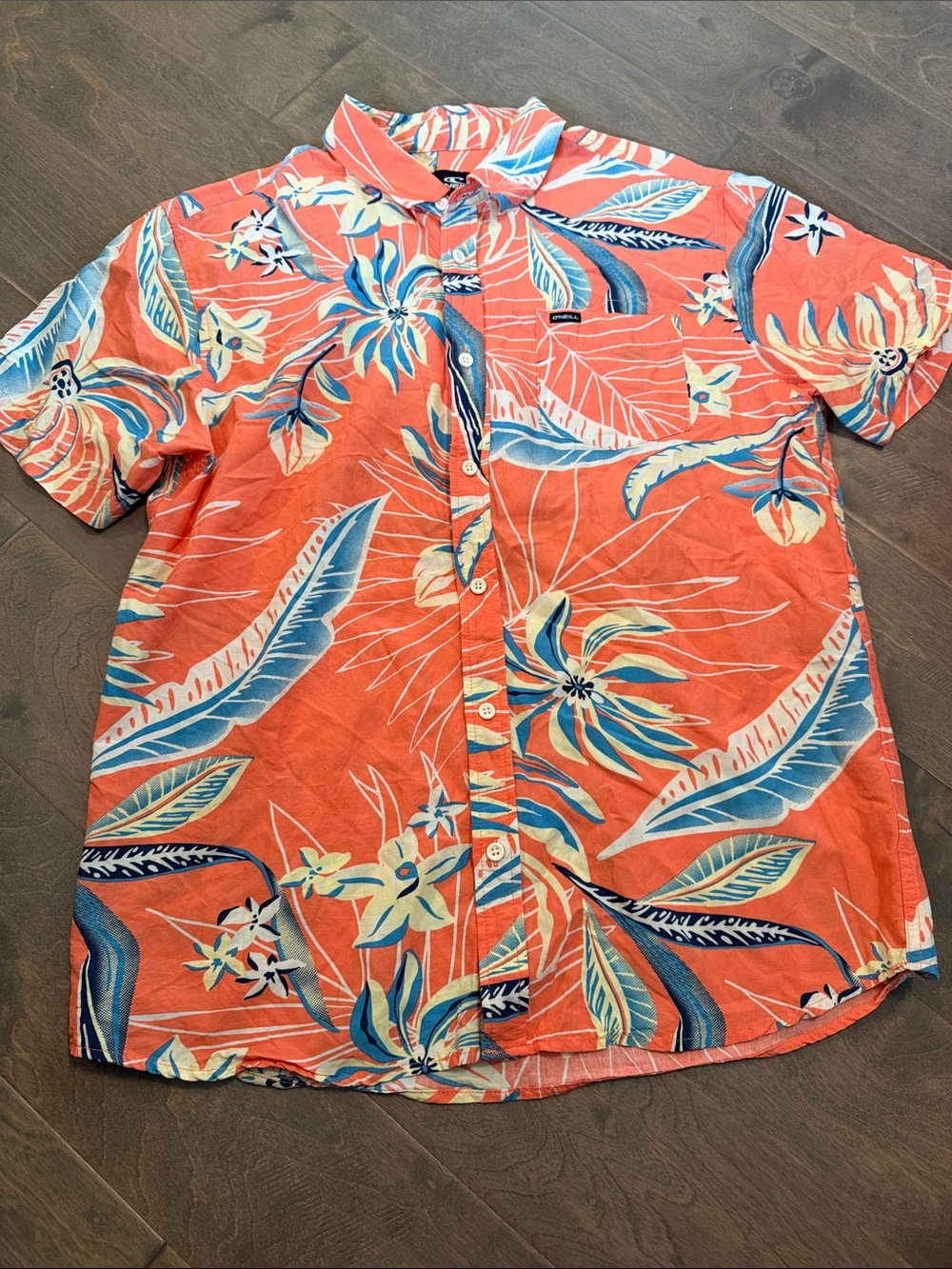 O'Neill Coral Tropical Short-Sleeve Button-Up Shirt with Blue & Cream Accents